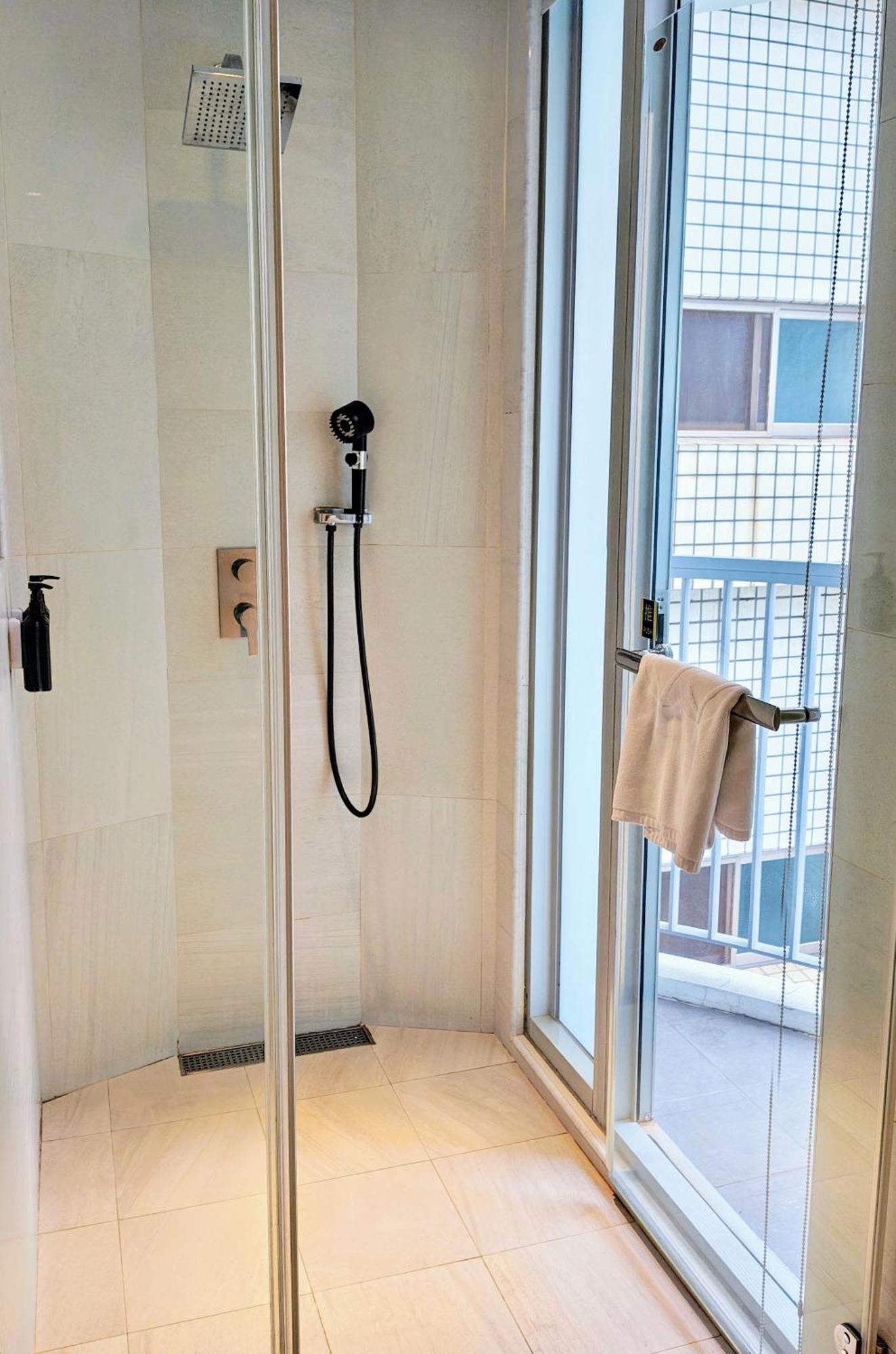 Hotel Mapp Taichung Extérieur photo